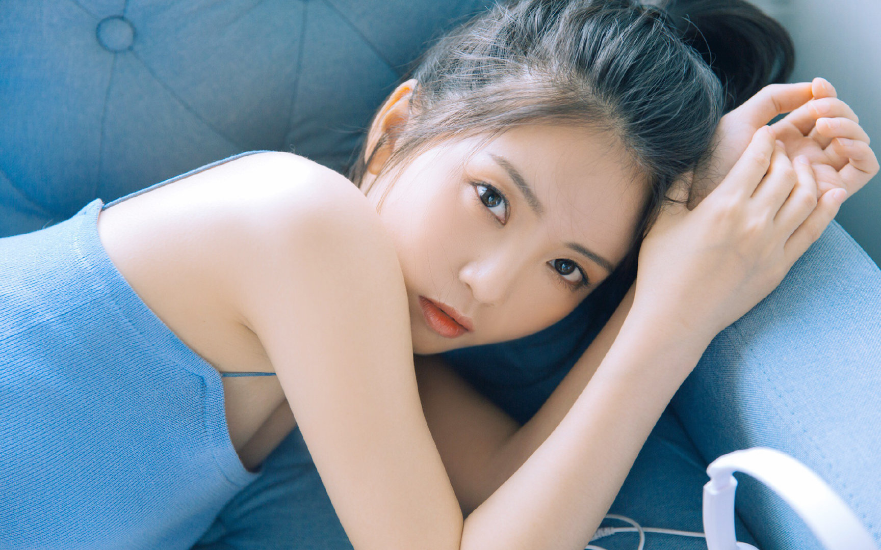 跨国界的教科书，卢卡库在秘鲁与曼联的虚拟对局中定义现代中锋