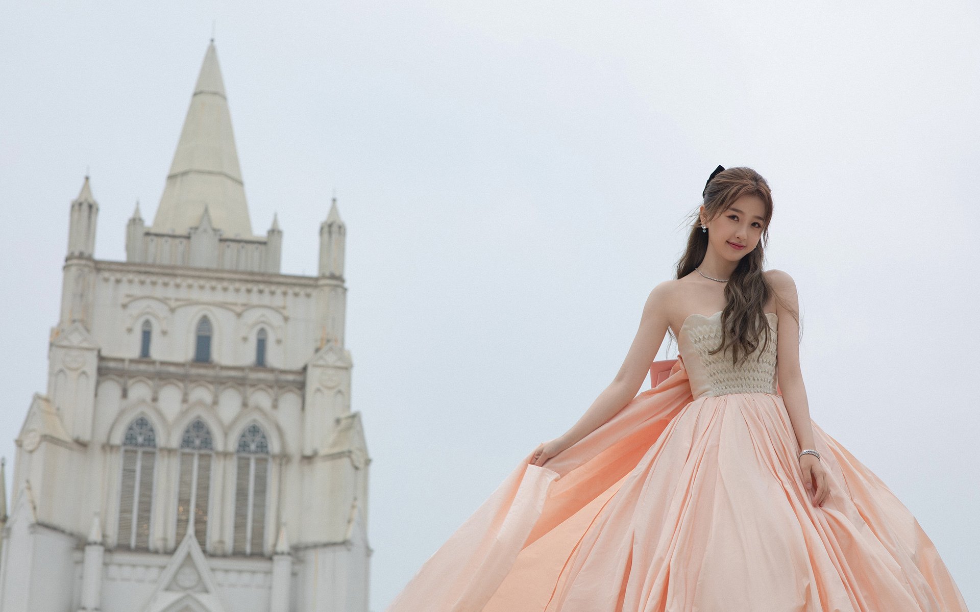 海啸撞击磐石!广厦三分海啸打穿上海铁壁,哈利伯顿化身致命指挥家